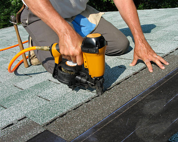 Best Best Roofing Contractors  in Edgewood, WA